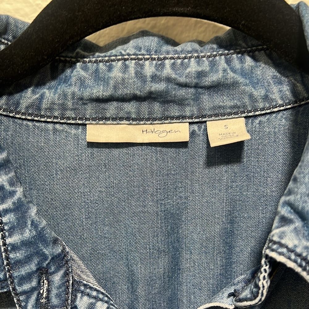 Halogen Chambray Button Up Top - image 2